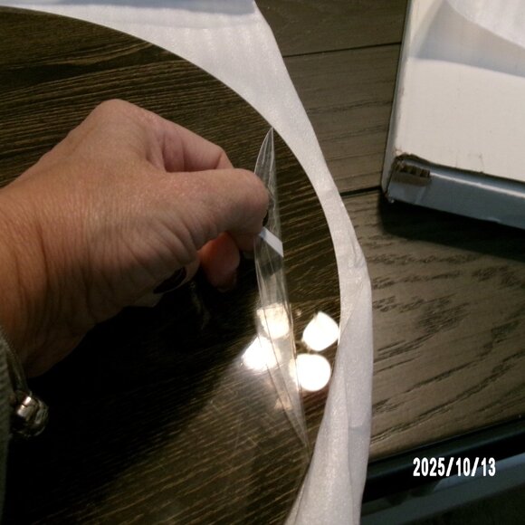 NEW SET 4 $40 EA Kim Seybert Brown Oak Acrylic Table Placemats 15" in COLOR BARK - Picture 3 of 5